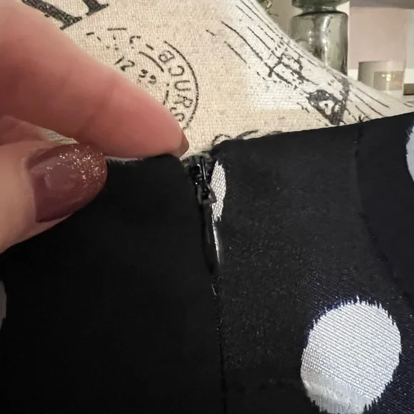 ADRIANA PAPELL Fit and Flare Black With White Polka Dot Printed Dress Size 4 - Picture 11 of 13